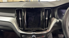 Volvo XC60 2.0 B5P Plus Dark 5dr AWD Geartronic Petrol Estate